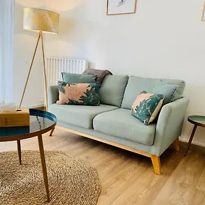 Apartment Studio Confort 35m2 Renove, Equipe Et Climatise, Tout Se Fait A Pied!, Antibes